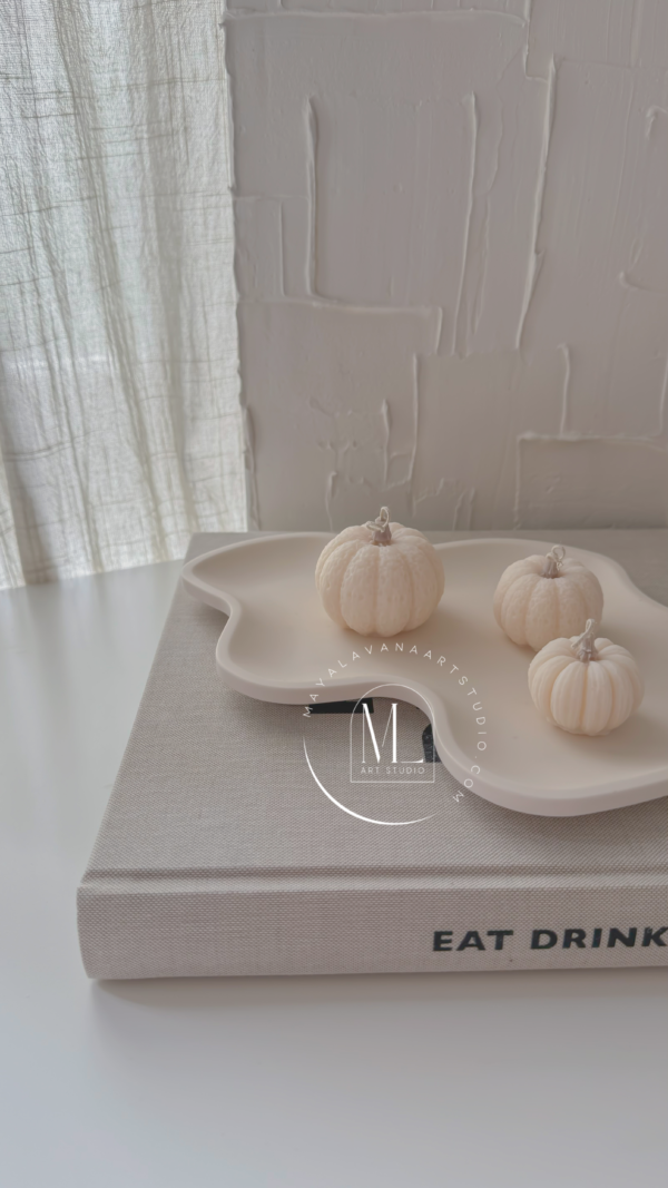 Set of 3 Minimalist Pumpkin Candles