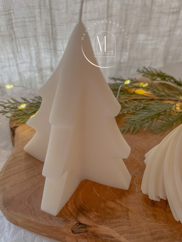 Minimalist Christmas Tree Candles