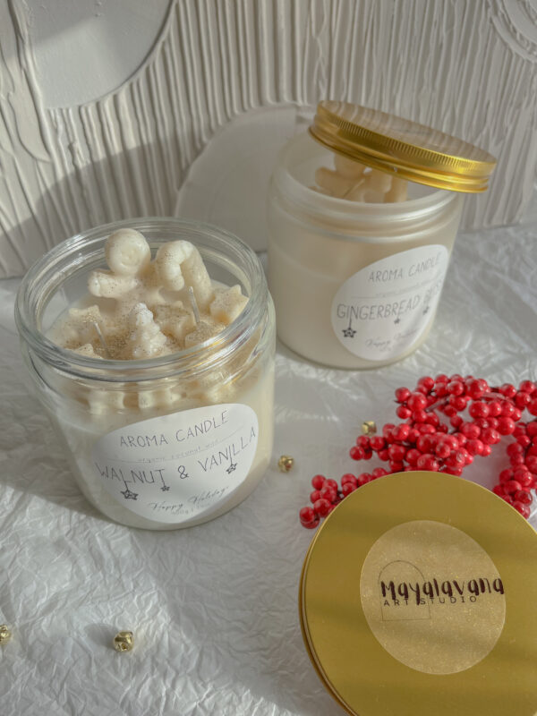 Holiday Scented Candle in a Glass Jar