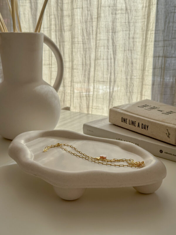 Irregular Tray on Round Feet
