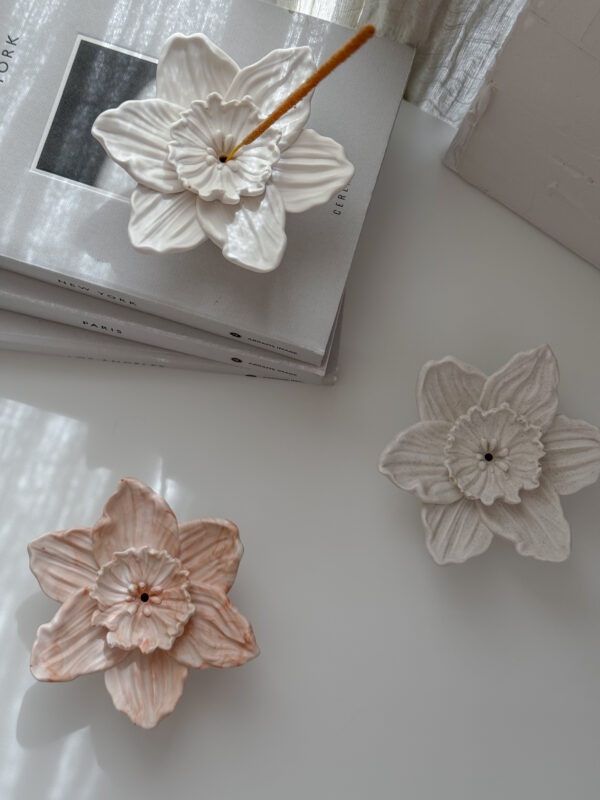 Daffodil Flower Incense Holder
