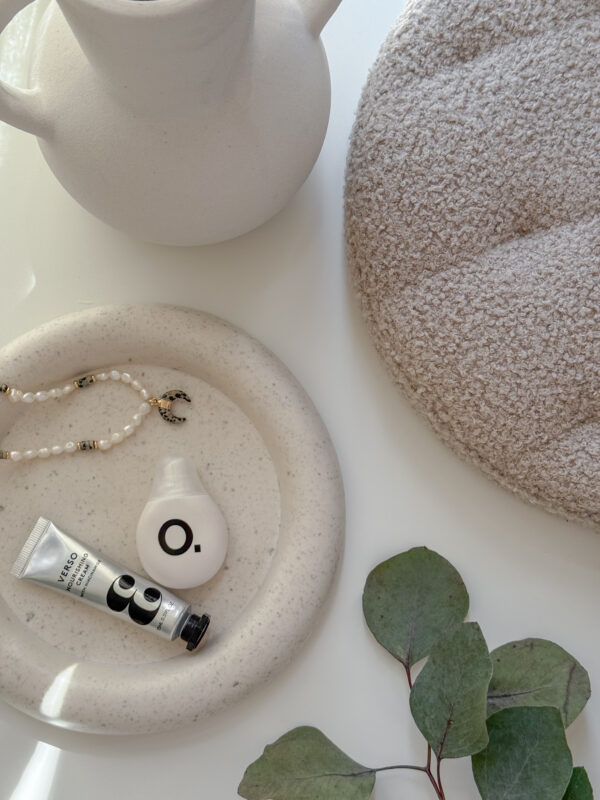 Modern Round Organizer Tray