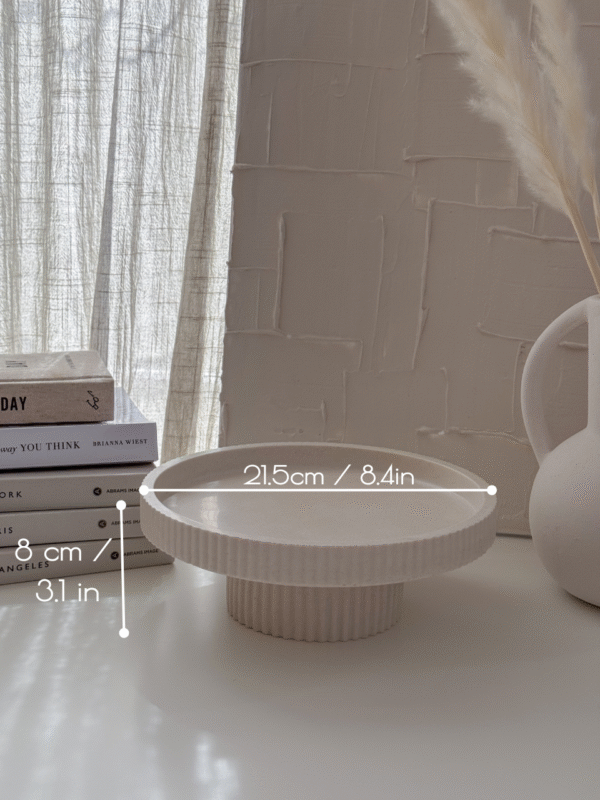 Pedestal Ribbed Round Tray